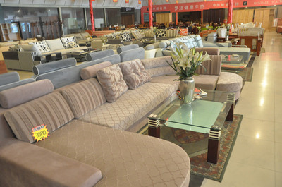 北海市好百年家私廣場店面重裝,平價銷售!機不可失!-廣告區(qū)-北海365網(beihai365.com)